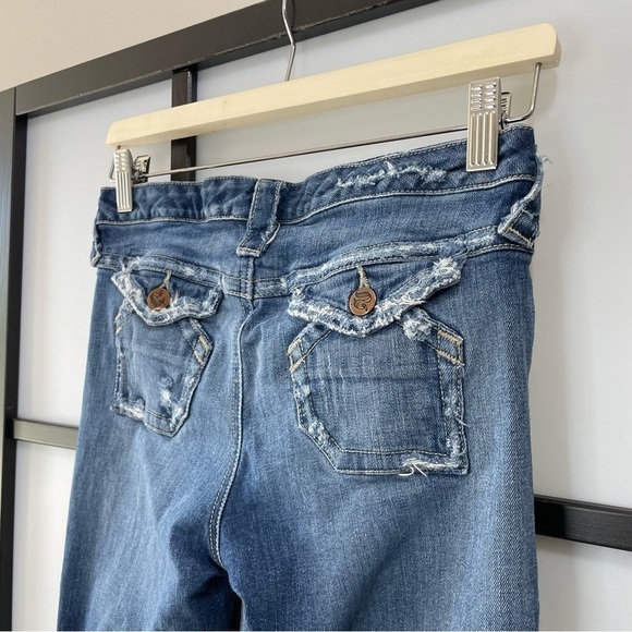 [27] Vintage Second Brand Low-Rise Flare Leg Distressed Ombre Blue Denim Jean - Picture 5 of 13